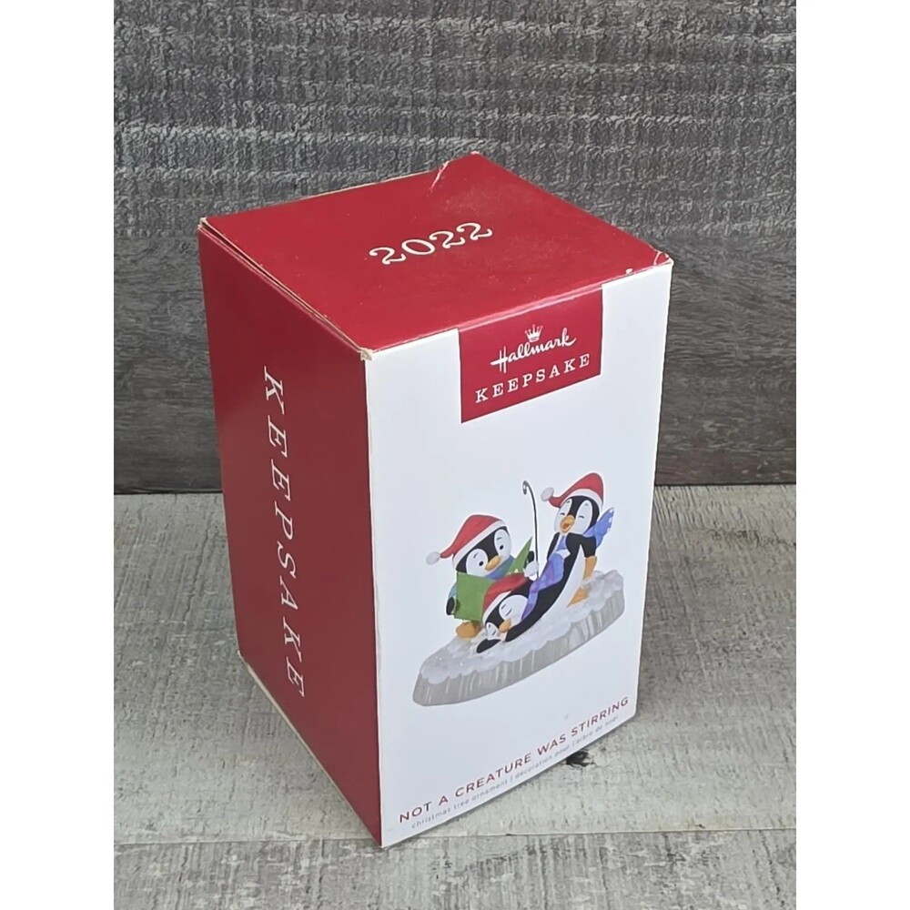 Hallmark Keepsake Ornament Not A Creature Was Stirring Penguins g50